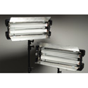 MACCAM PB-1832TUSA 1 x Pampa 2 Snap traveling fluorescent case light  w/ tungsten tubes