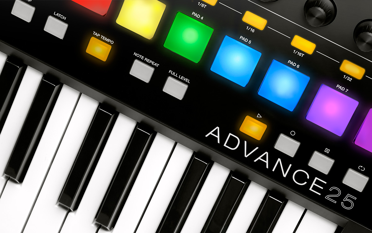 Akai Professional Advance 25 25Key MIDI Keyboard Controller