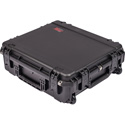 Photo of SKB 3i-2421-7LH iSeries Case for Line 6 HELIX and HELIX LT Pedalboard